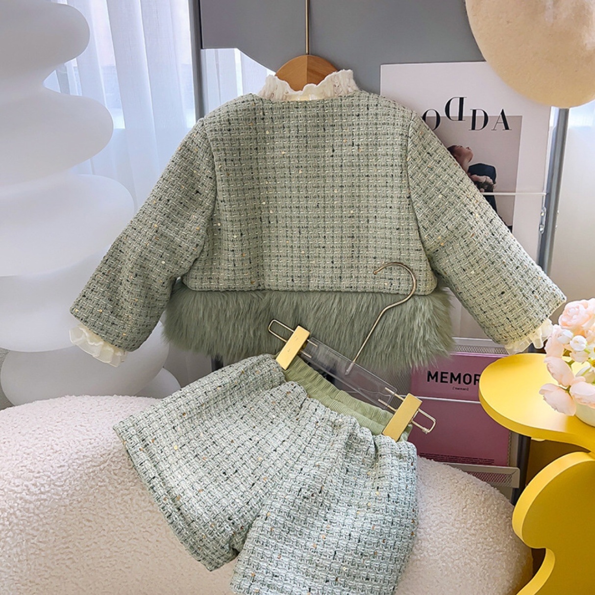 HH31126 - SET DẠ TWEED BÉ GÁI