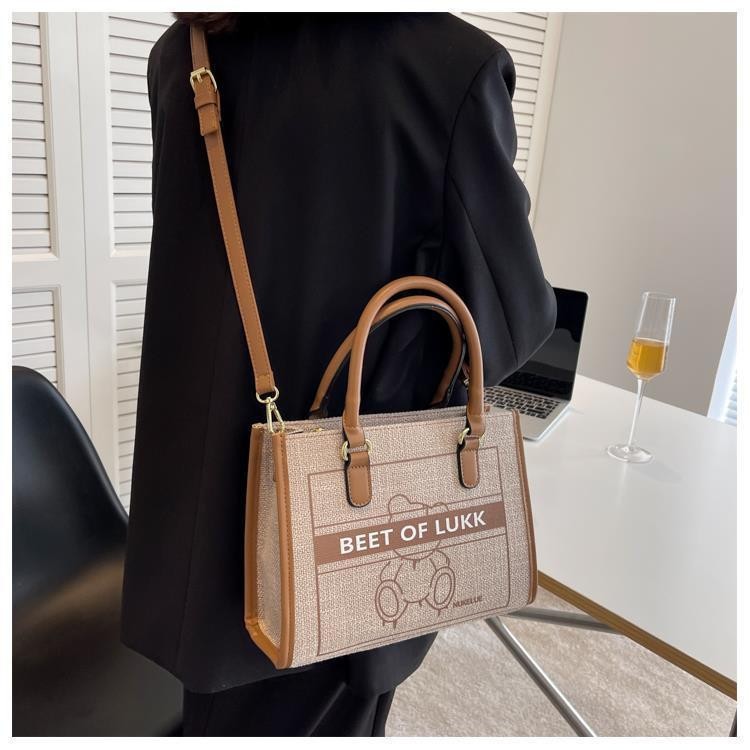 24HH71.12- TÚI TOTE HỌA TIẾT GẤU CƯNG QUÁ 🧸🧸