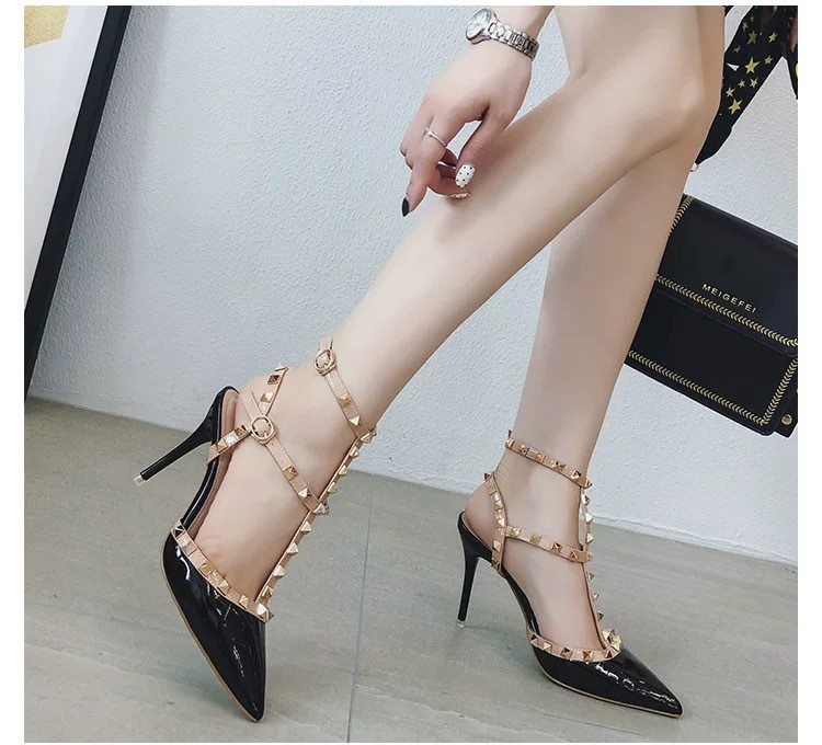 24HH131.12 - GIÀY CAO GÓT ĐINH TÁN