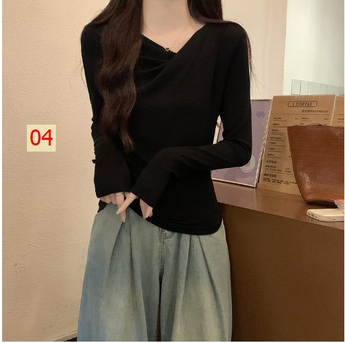 24HH131.03 - ÁO THUN CỔ CÁCH ĐIỆU