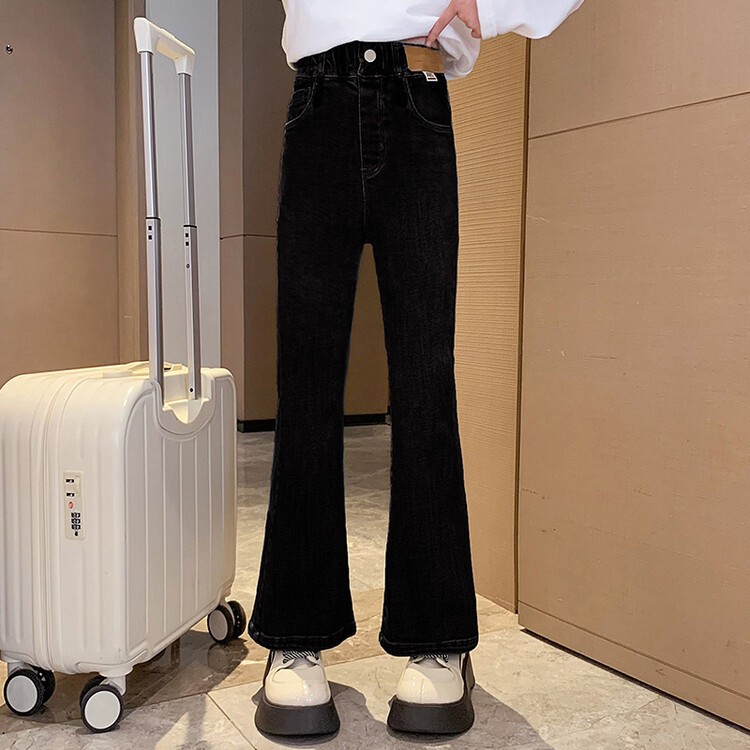 24HH151.01 - QUẦN JEAN ỐNG LOE BÉ GÁI