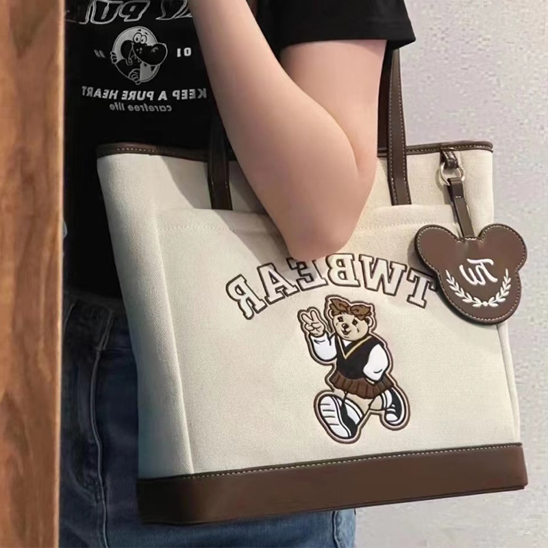 24HH151.10 - TÚI TOTE GẤU NỮ