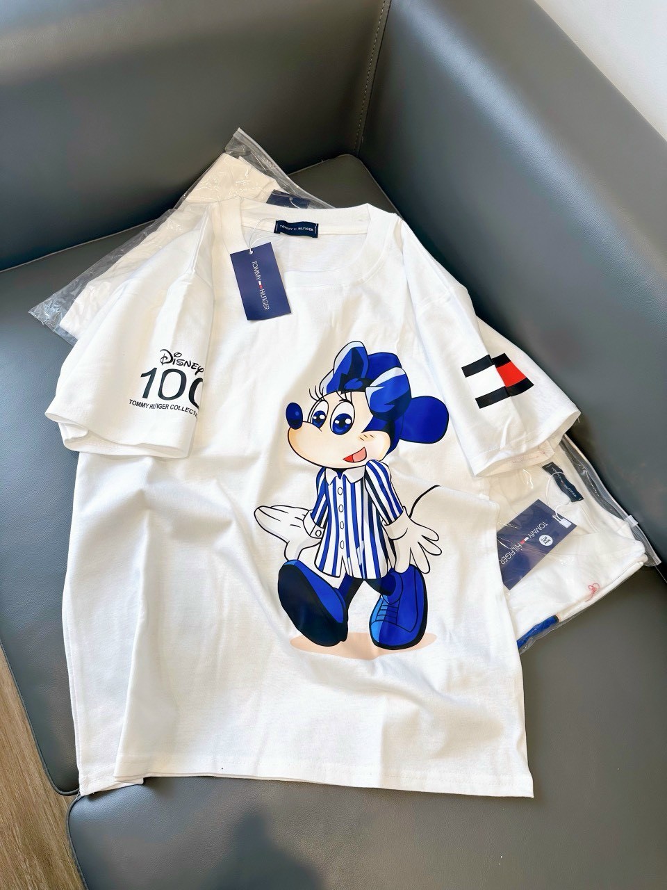 HAX2418 - ÁO PHÔNG MICKEY XANH FORM SUÔNG
