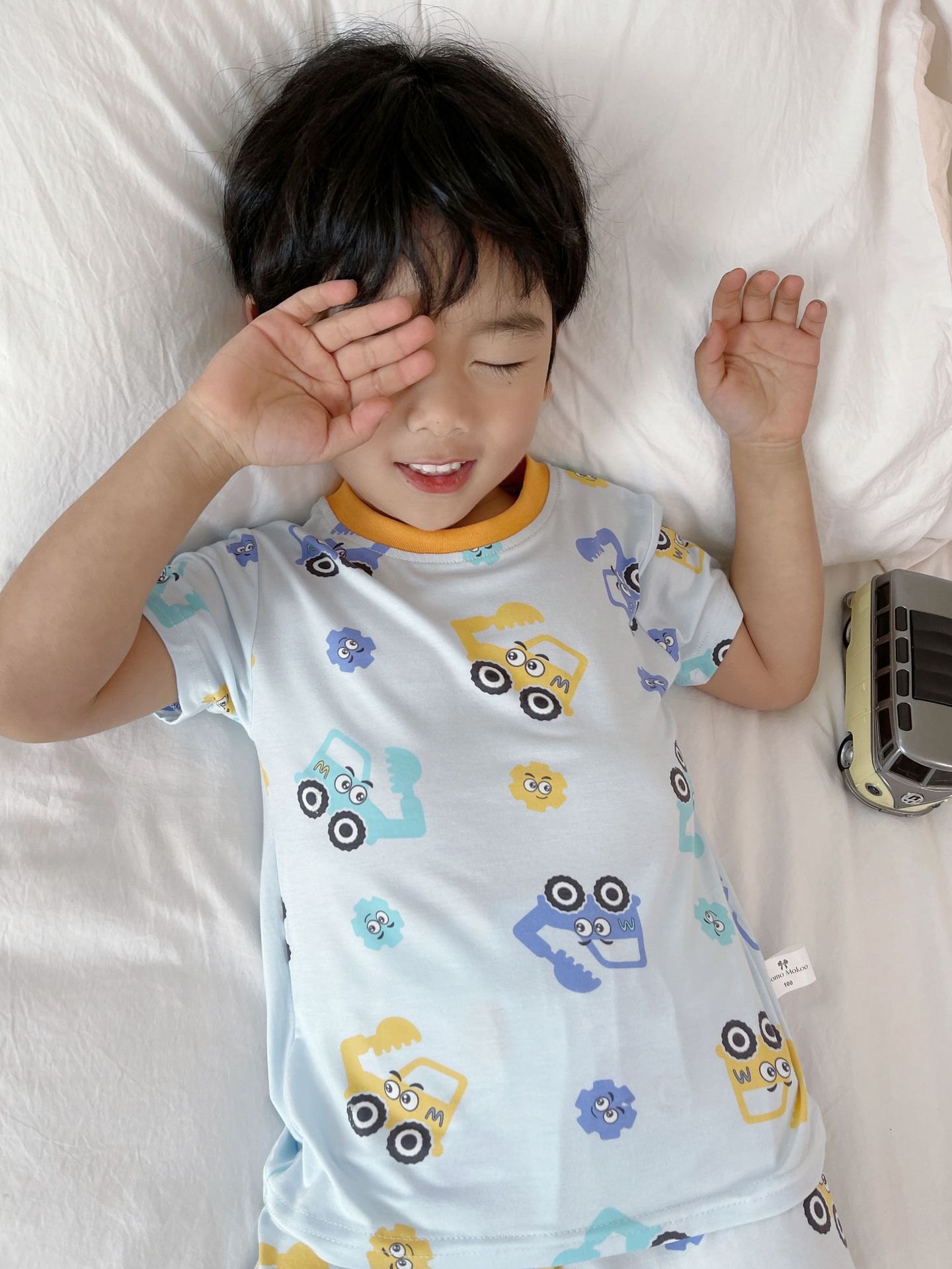 24HA282.05 - BỘ MẶC NHÀ MOMO MOKOO CHO BÉ
