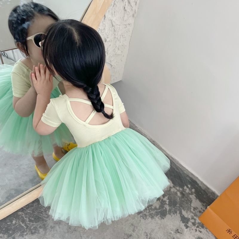 24HA292.11 - VÁY BÉ GÁI HỞ LƯNG