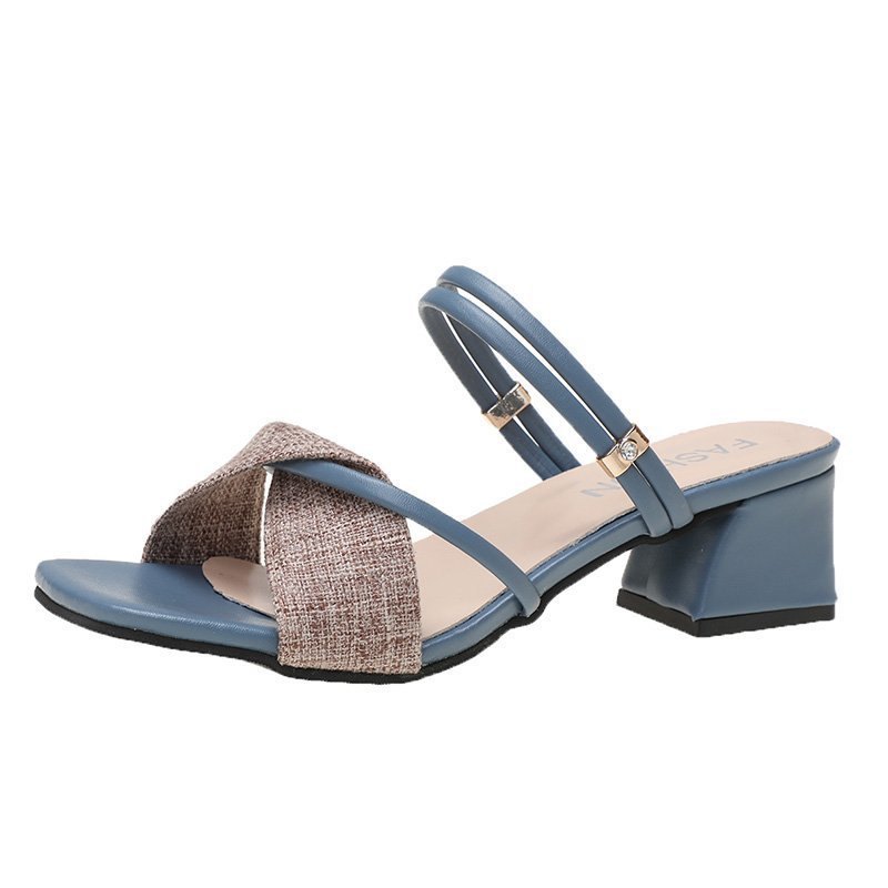 24HA292.01 - SANDAL GÓT VUÔNG PHỐI DẠ CHO NỮ