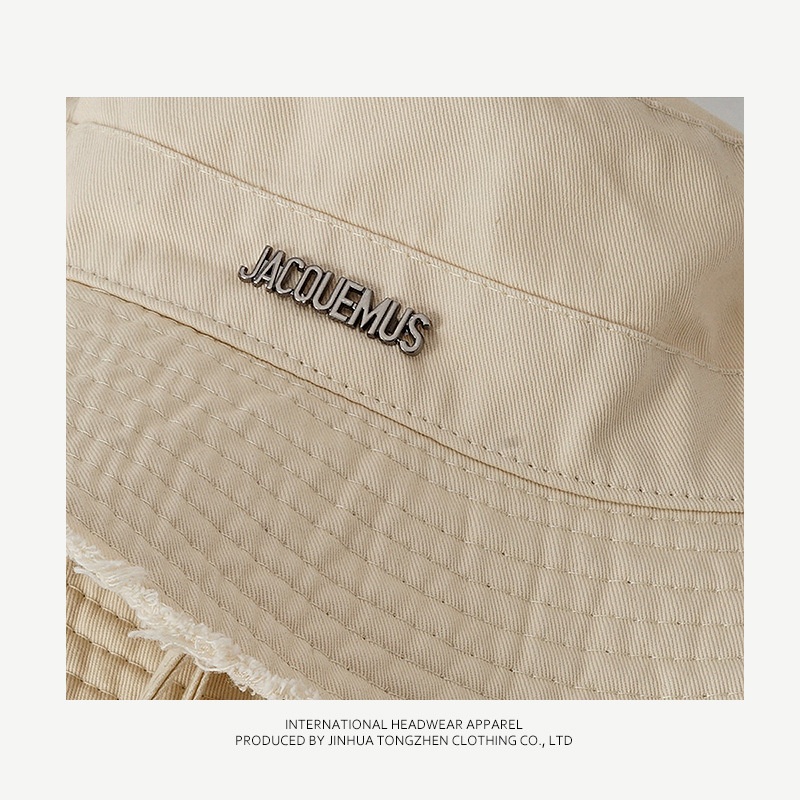 24HA13.08 - MŨ JACQUEMUS HOT HIT