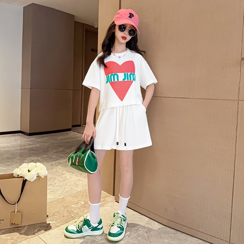 24HA185.03 - SET BỘ THỂ THAO CHỮ CHO BÉ GÁI