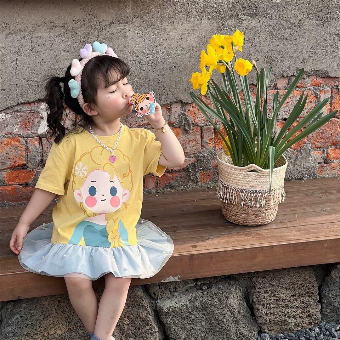 24HA73.07 - VÁY BÉ GÁI PHỐI REN