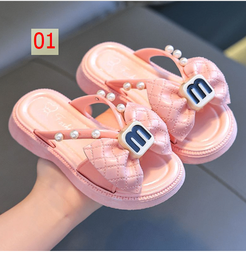 24HH73.02 - DÉP LÊ NƠ ĐÍNH CƯỜM BÉ GÁI