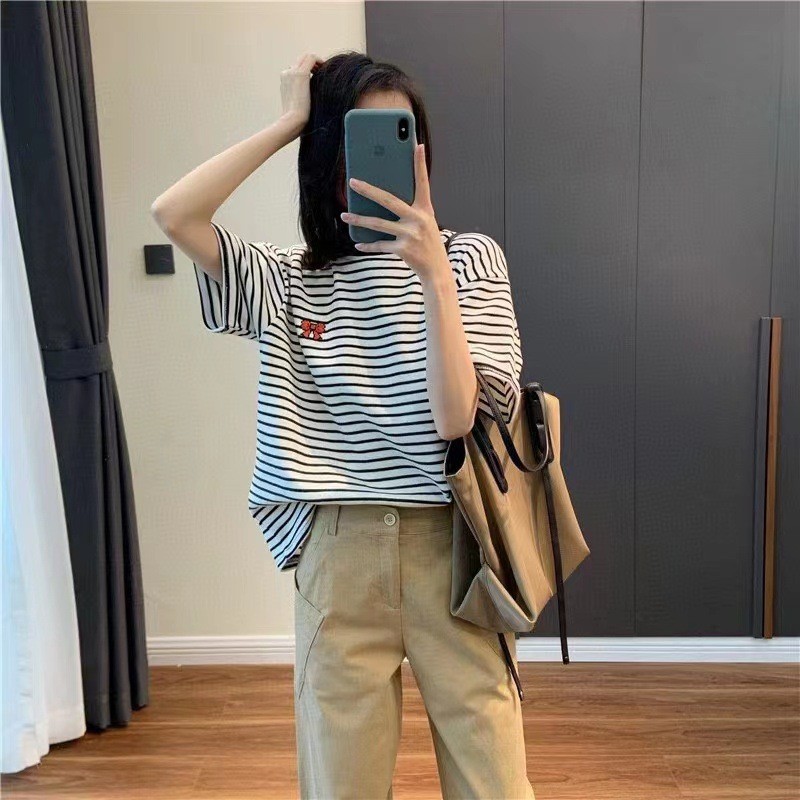 24HH73.06 - ÁO PHÔNG KẺ NỮ