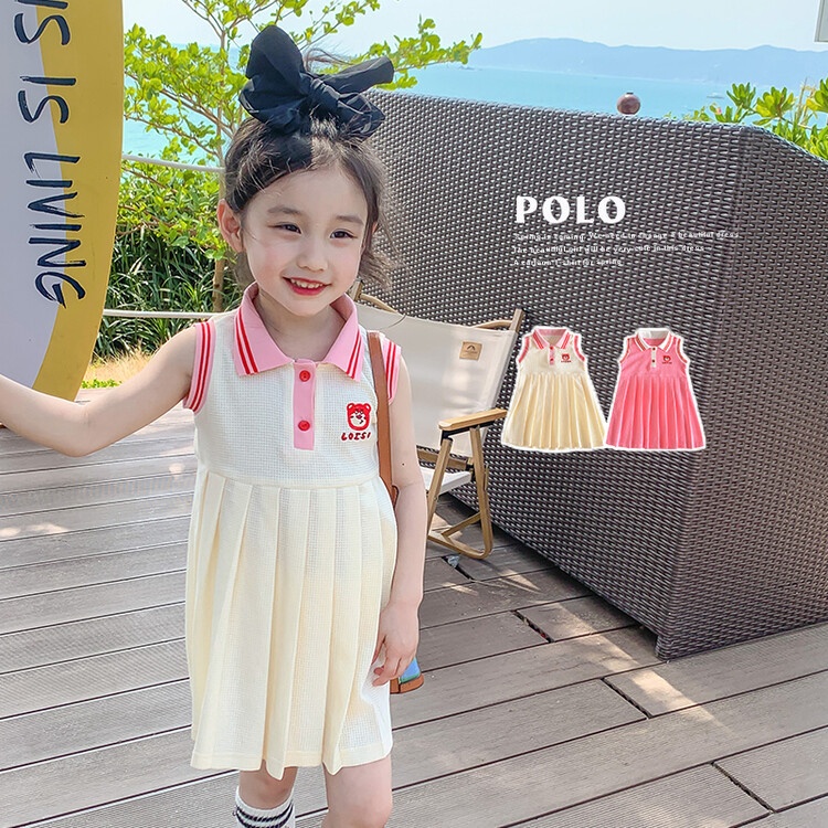 24HH83.05 - VÁY SUÔNG GẤU DÂU CHO BÉ GÁI
