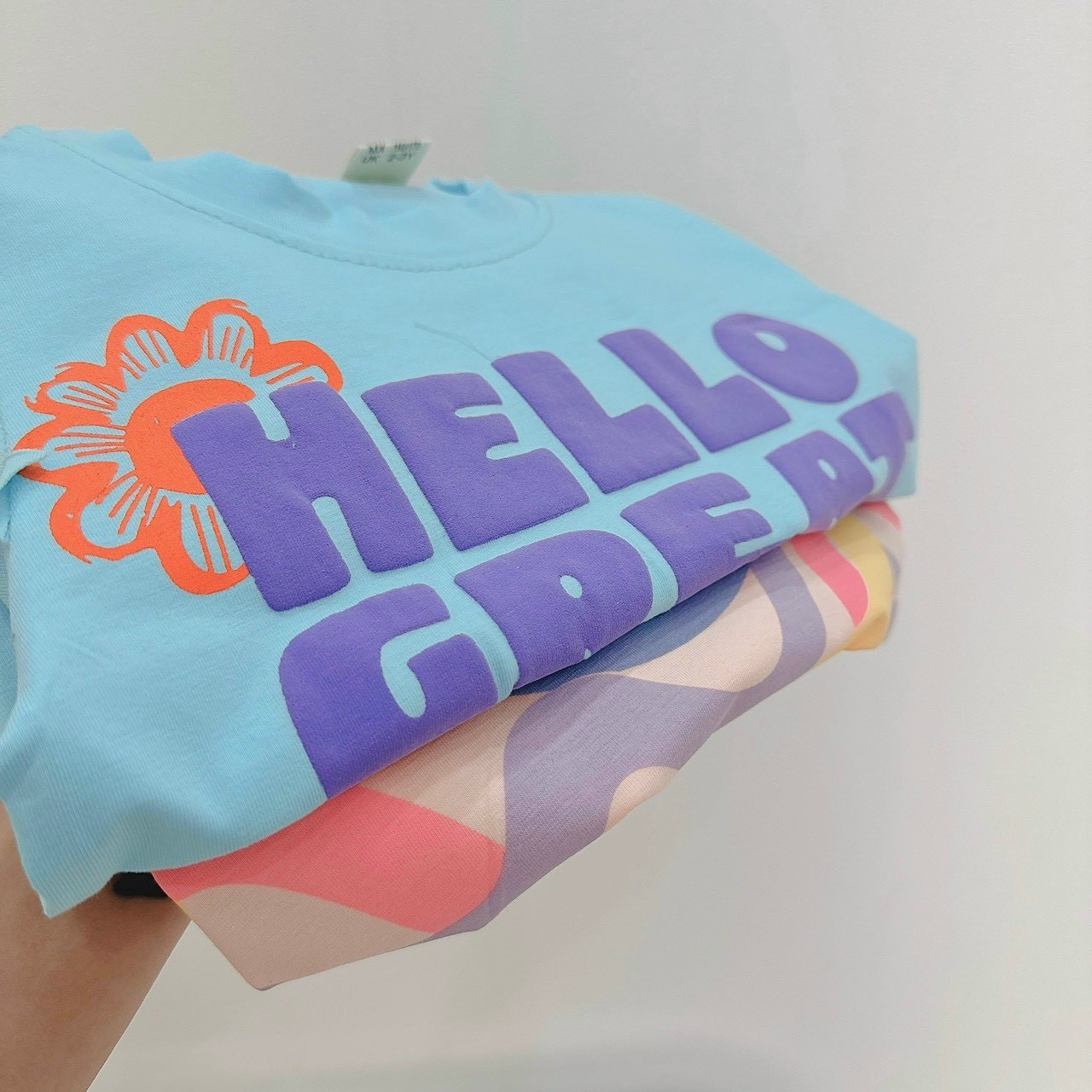 24HAVN05.103 - SÉT 2 BỘ NGỐ HELLO SẮC MÀU BÉ GÁI