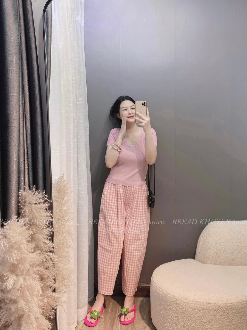 24HAVN06.103 - QUẦN MUJI THÔ HOẠ TIẾT KẺ CHẤM BI