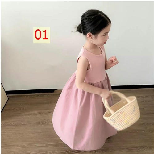 24HA113.05 - VÁY BA LỖ BÉ GÁI 2 MÀU