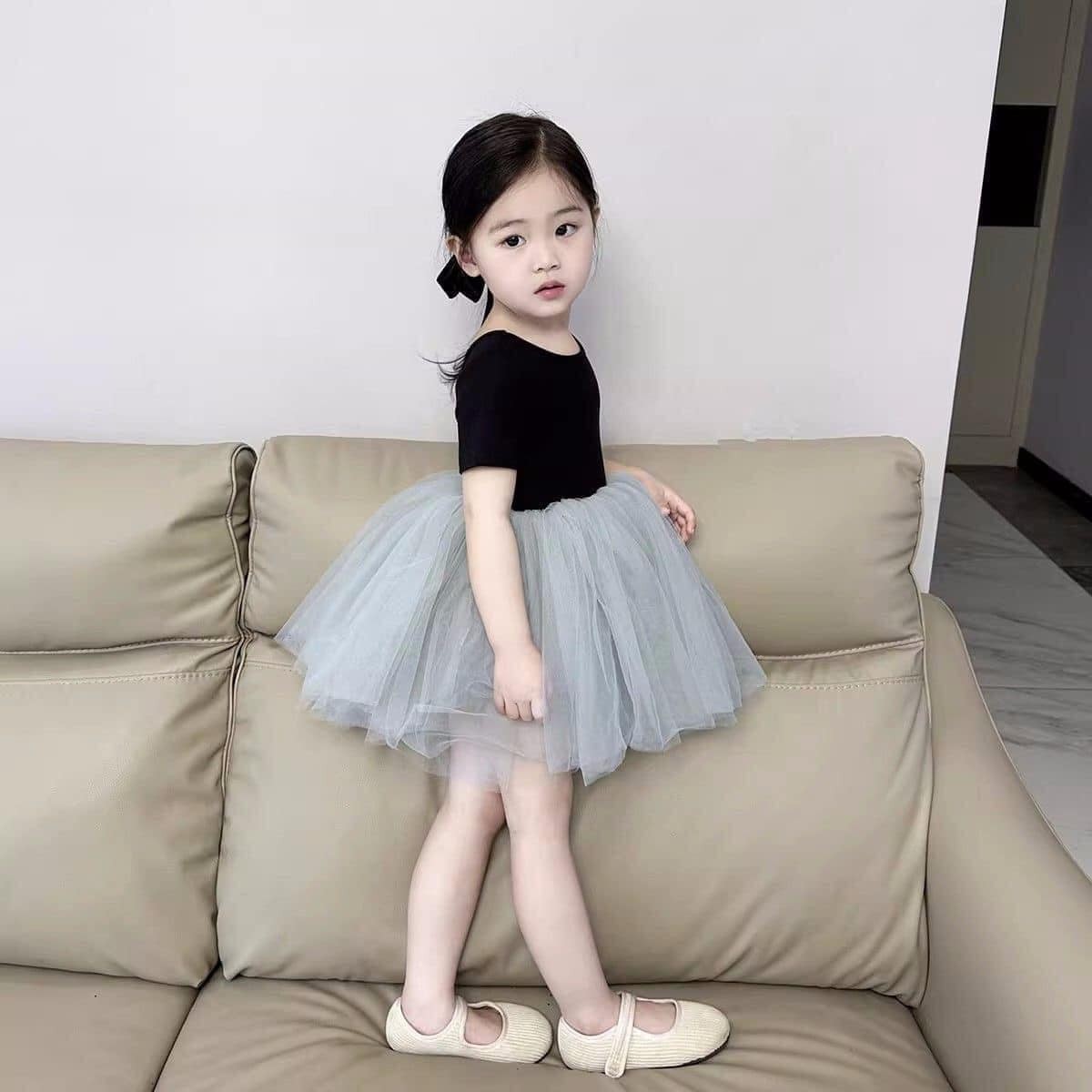 24HA163.09 - VÁY XOÈ BÉ GÁI ĐAN LƯNG