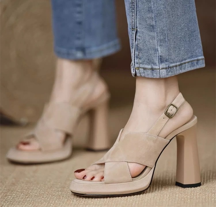 24HH203.02- ‼️‼️‼️ SANDAL CAO GÓT 8CM