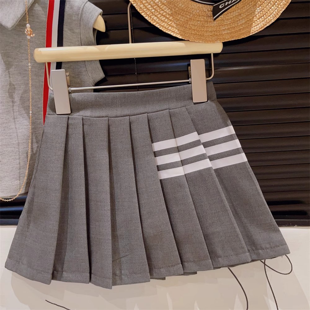 24HH213.13- SET ÁO POLO SÁT NÁCH MIX CHÂN VÁY XẾP LY CHO BÉ