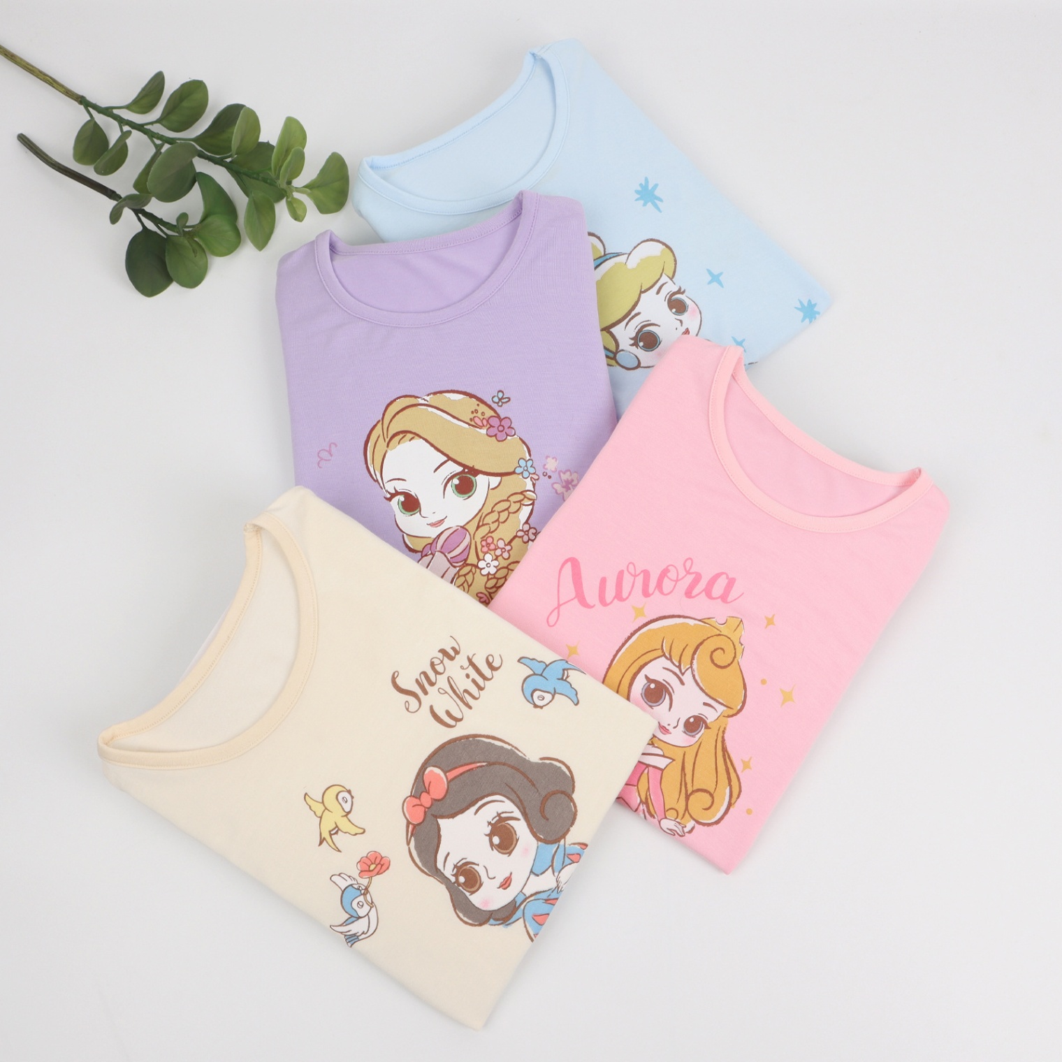 24HH213.03 - VÁY DISNEY CHO BÉ GÁI