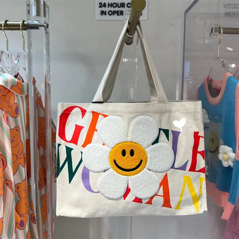 24HA233.13 - TÚI TOTE HOA CUTE