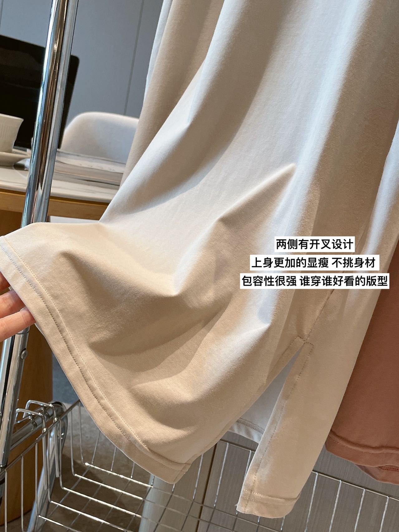 24HH263.11 - VÁY XUÔNG HÃNG MOTIE