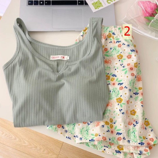 24HH293.02 - BỘ 2 DÂY QUẦN HOA