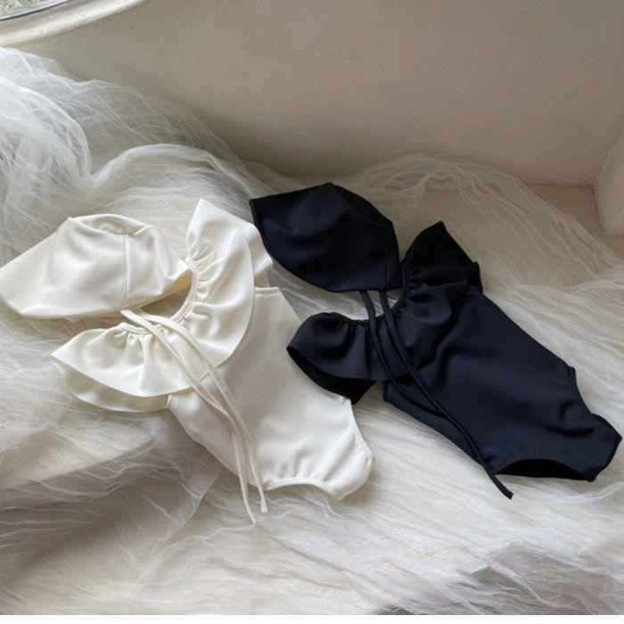 24HA303.02 - BIKINI KÈM MŨ BÉ GÁI