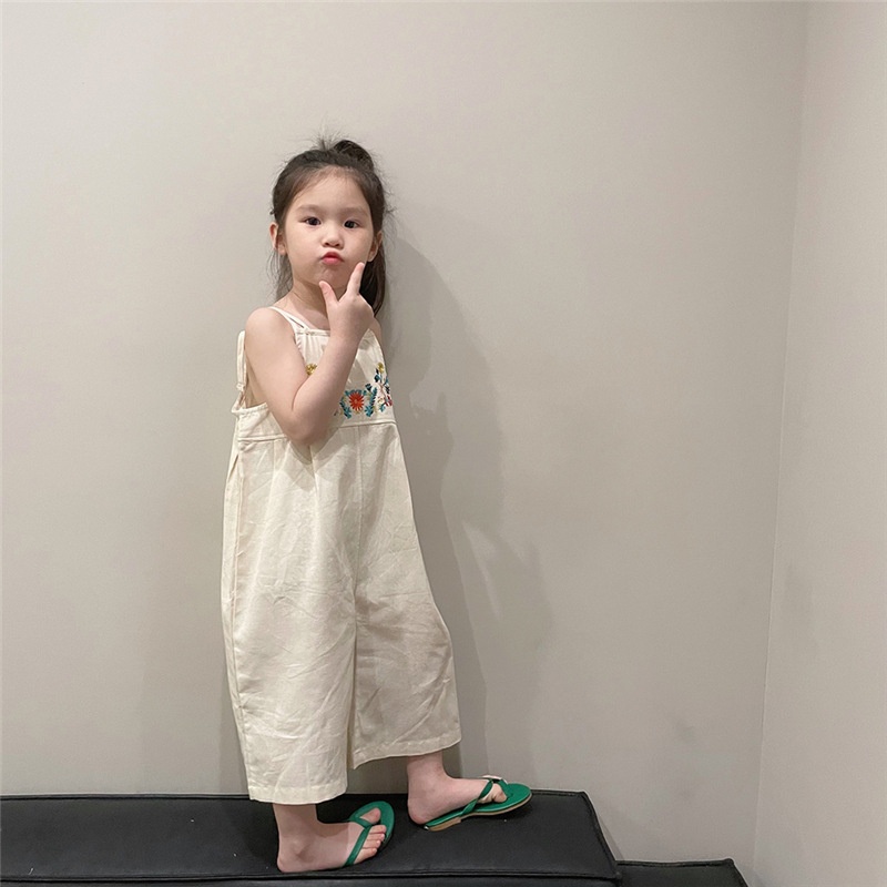24HA24.06 - JUM THÊU HOA NGỰC
