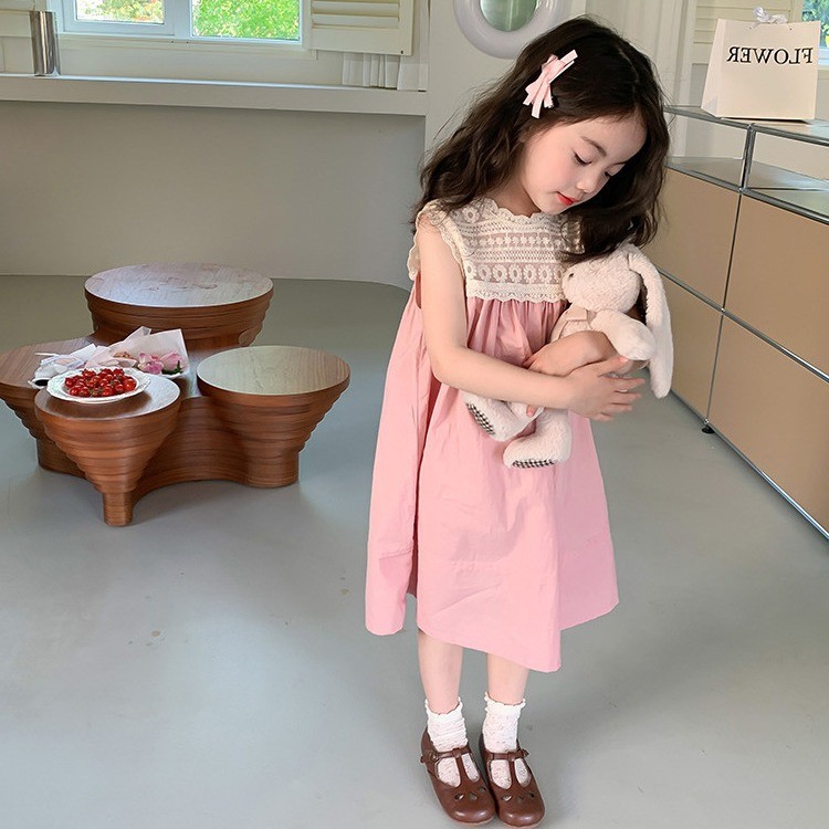 24HA54.06 - VÁY BÉ GÁI CỔ REN BA LỖ
