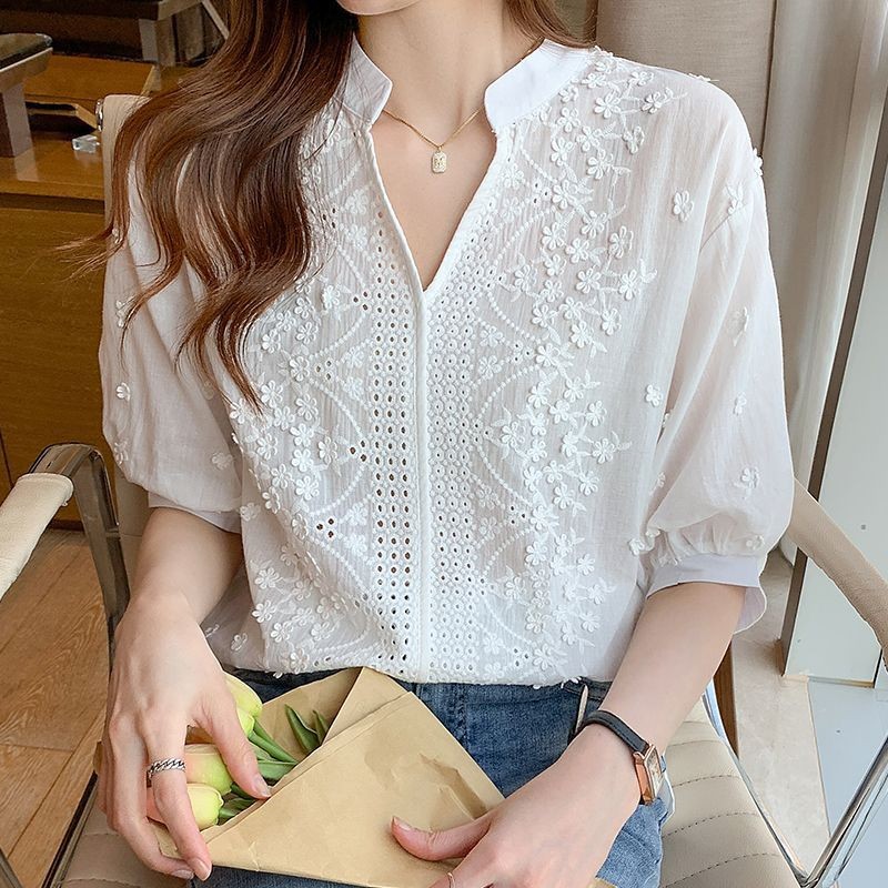 24HH124.12 - ÁO SƠ MI PHỐI REN HOA