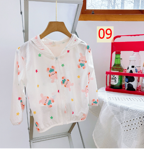 24HH194.09 - KHOÁC CHỐNG NẮNG LƯỚI HOẠT HÌNH
