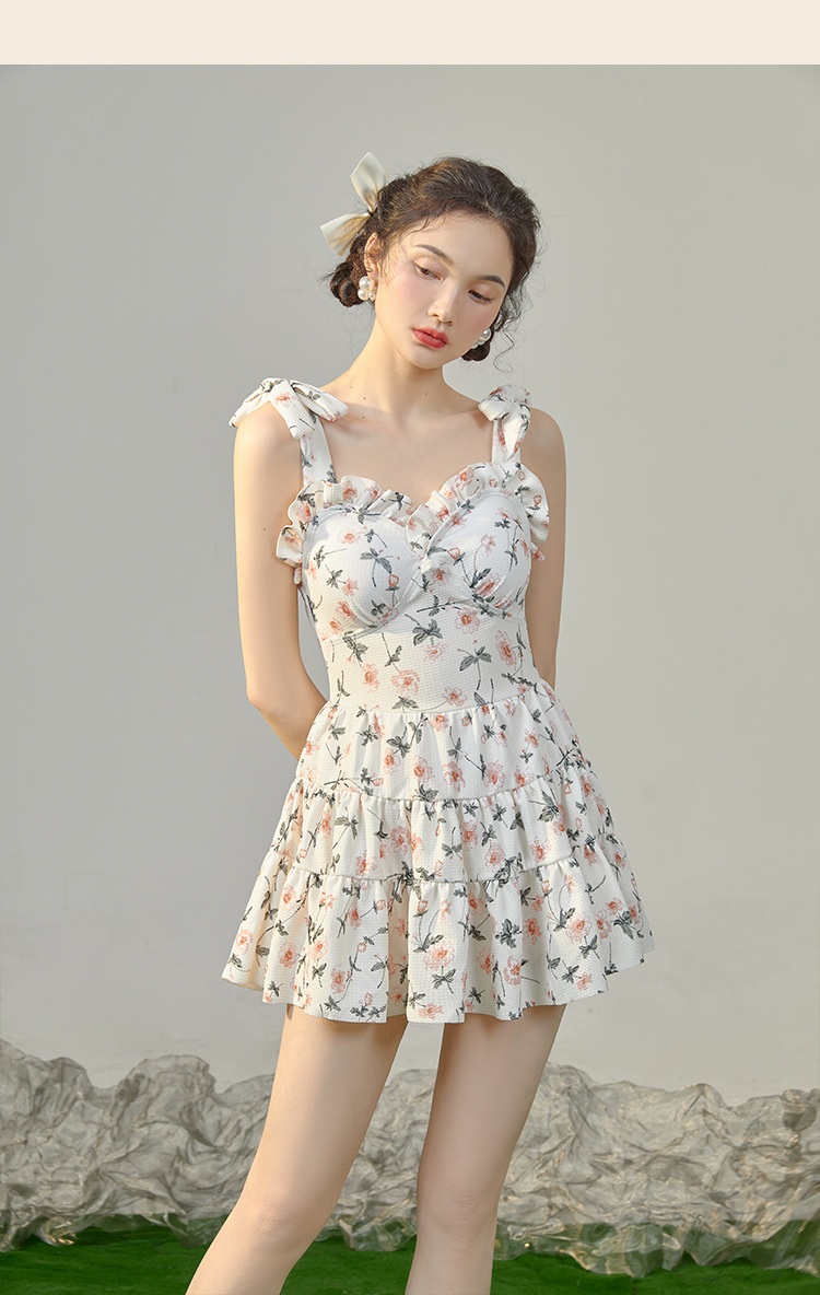 24HH254.11 - VÁY BƠI HOẠ TIẾT HOA