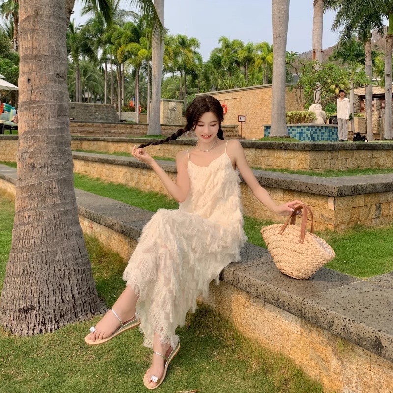 24HA254.09 - VÁY 2 DÂY MAXI TRẮNG