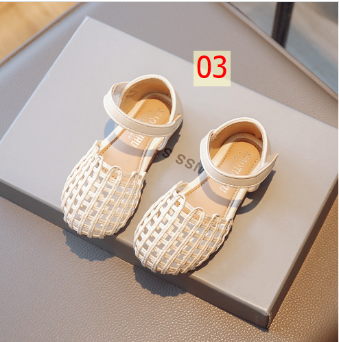 24HA284.15 - SANDAL RỌ LỖ BÉ GÁI