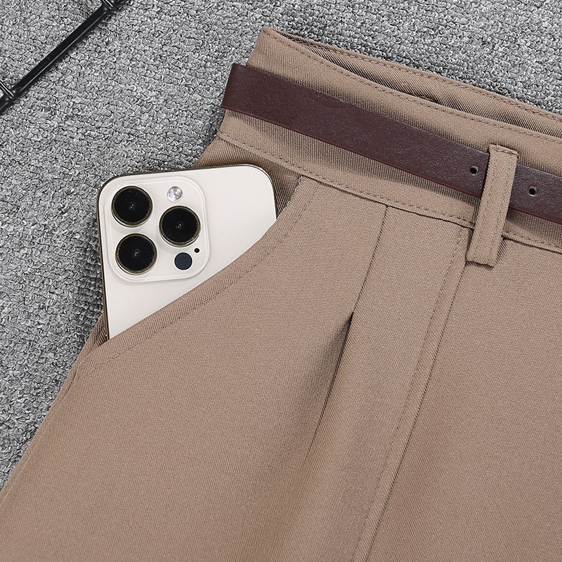 24HH95.06 - QUẦN SHORT KÈM BELT