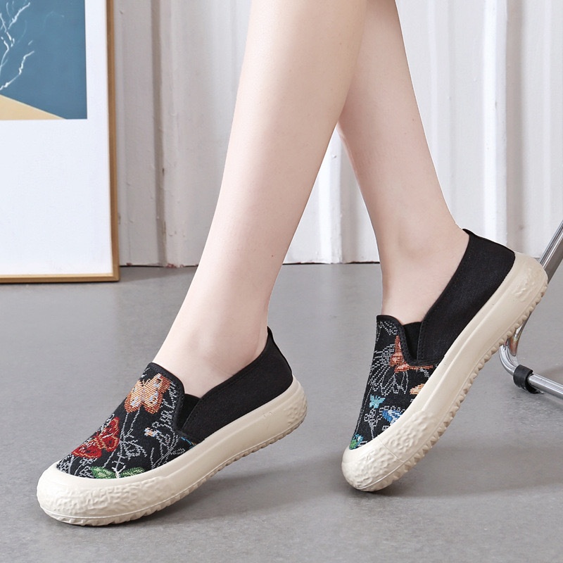 24HA145.06 - SLIPON HOẠ TIẾT