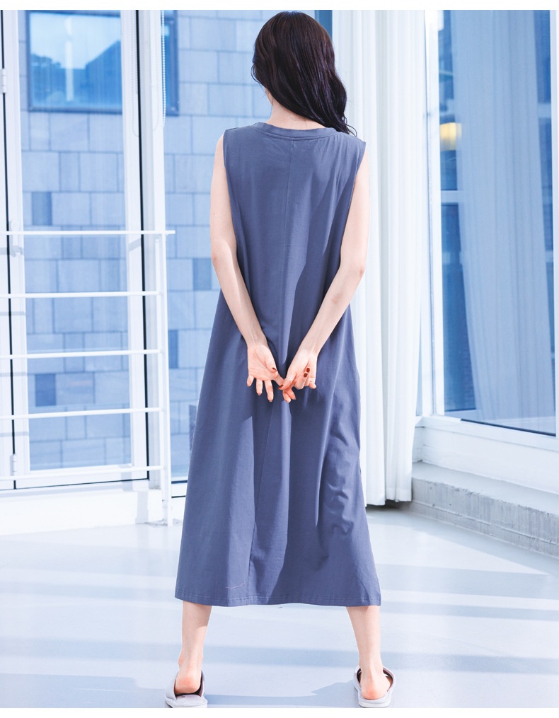 24HA185.31 - VÁY XUÔNG COTTON KÈM BRA
