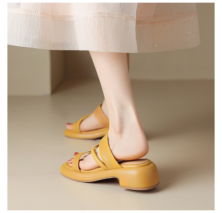 24HA215.30 - SANDAL NỮ QCCC