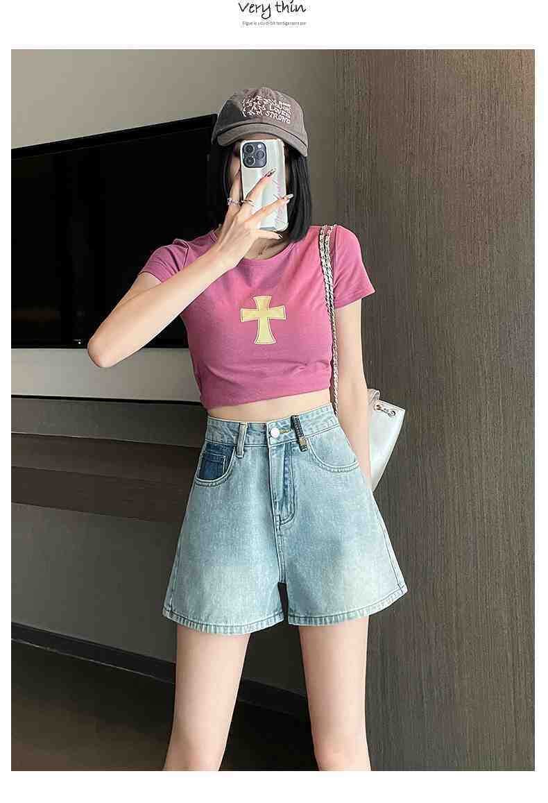 24HA225.06 - QUẦN ĐÙI JEANS TÚI ĐÁP CÁ TÍNH