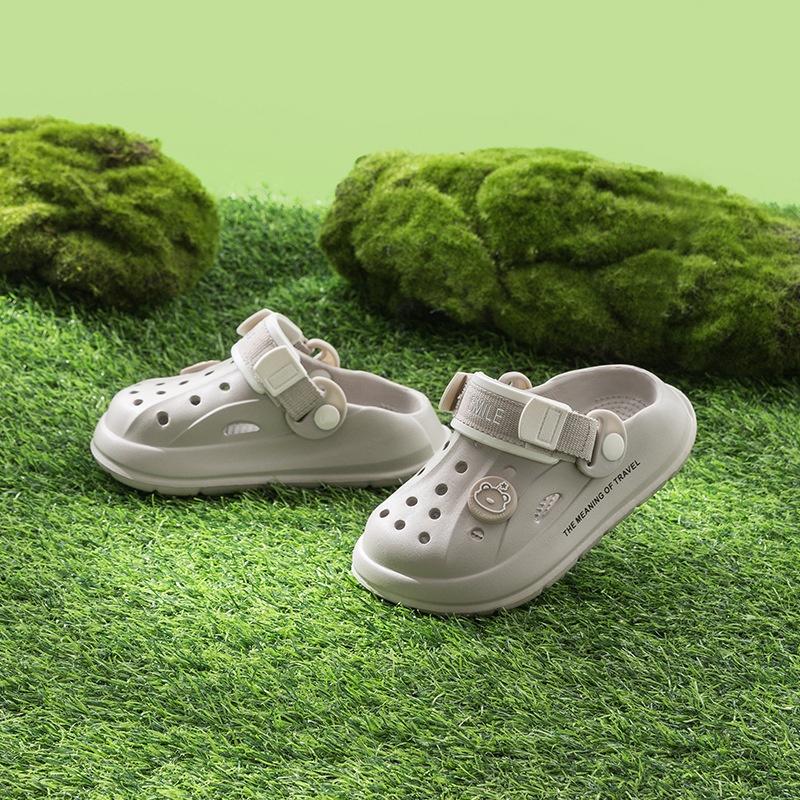 24HA47.16 - SỤC CROCS CHO BÉ YÊU