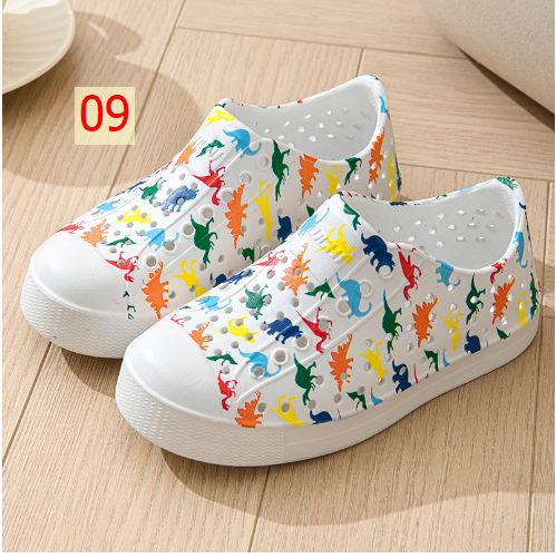 24HA235.13 - GIÀY NATIVE TRẺ EM
