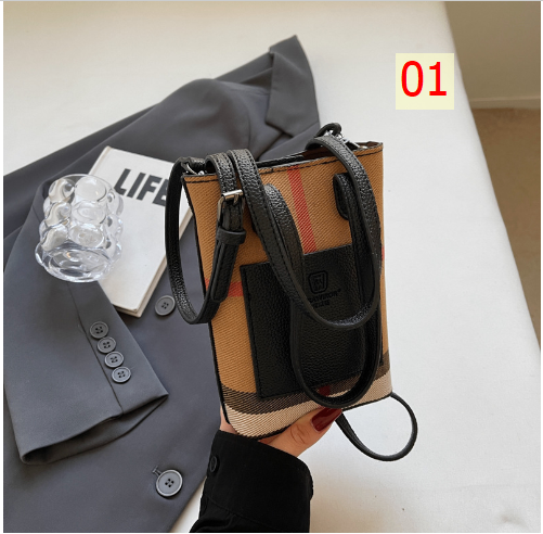 24HH245.01 - TÚI ĐEO CHÉO MINI
