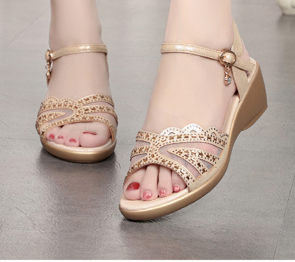 24HH255.17 - SANDAL TRUNG NIÊN