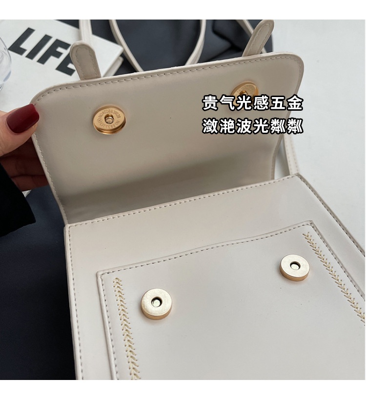 24HA136.13 - BA LÔ HÌNH THỎ XINH CHO NỮ