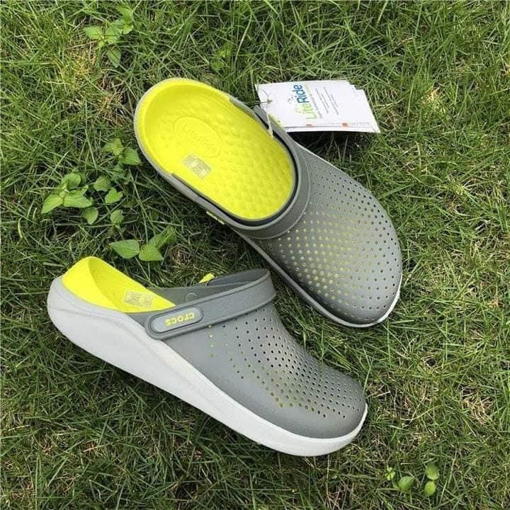 24HA146.22 - SỤC CROCS NAM NỮ MÙA HÈ