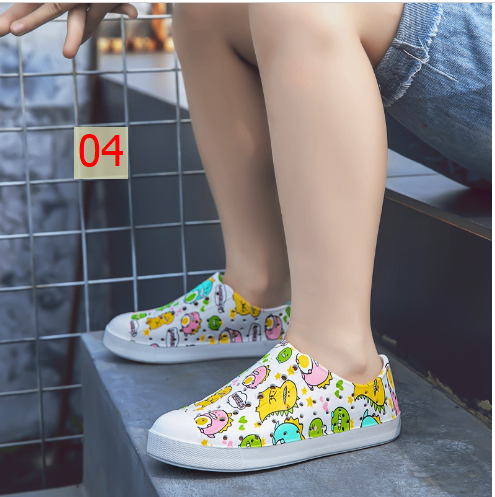 24HA196.11 - GIÀY NATIVE CHO BÉ SIZE 26-30