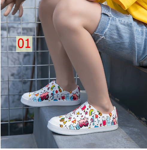 24HA196.11 - GIÀY NATIVE CHO BÉ SIZE 26-30