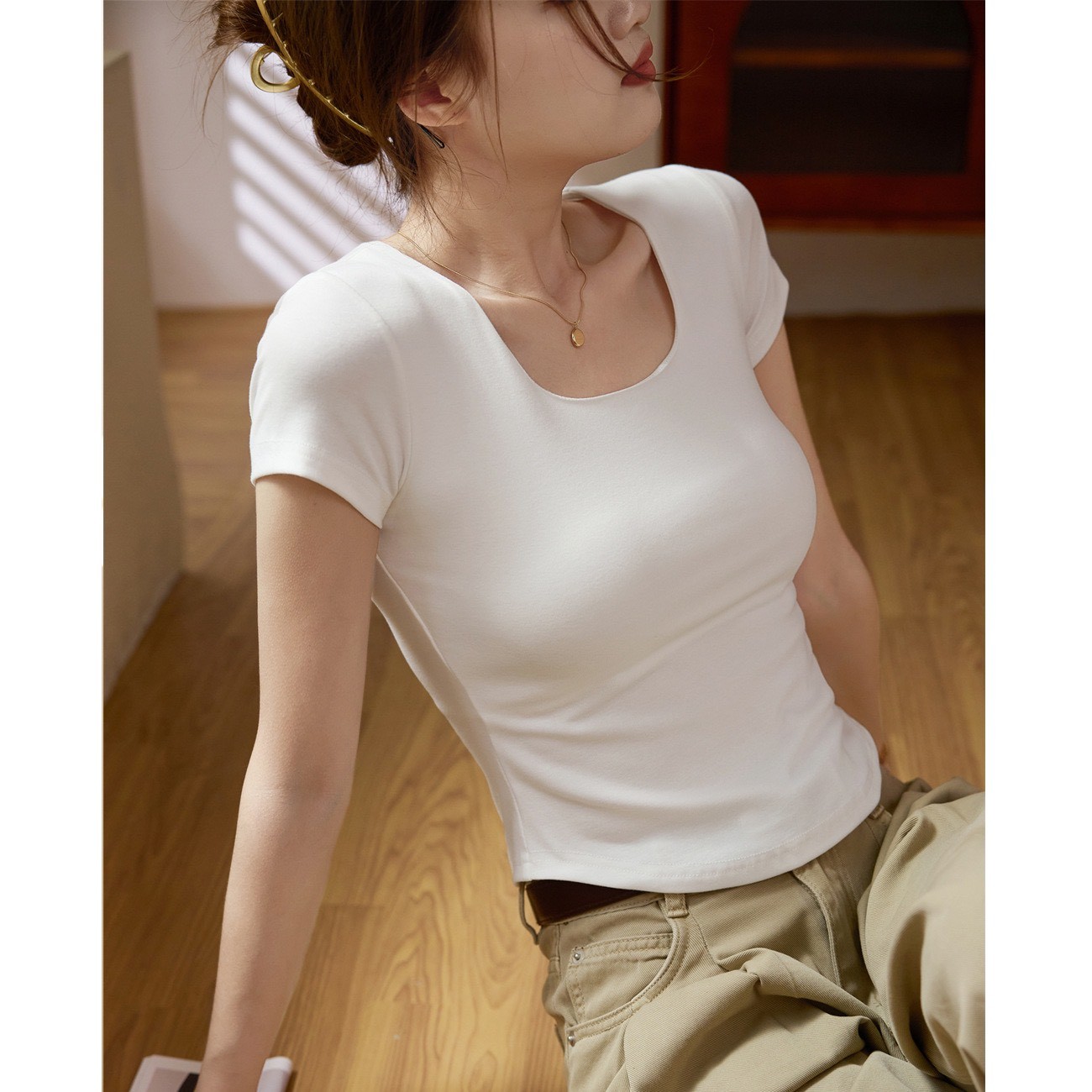 24HA216.13 - ÁO THUN BASIC NỮ
