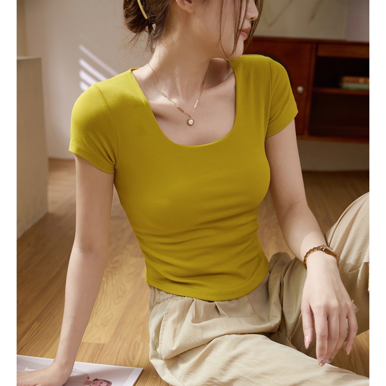 24HA216.13 - ÁO THUN BASIC NỮ