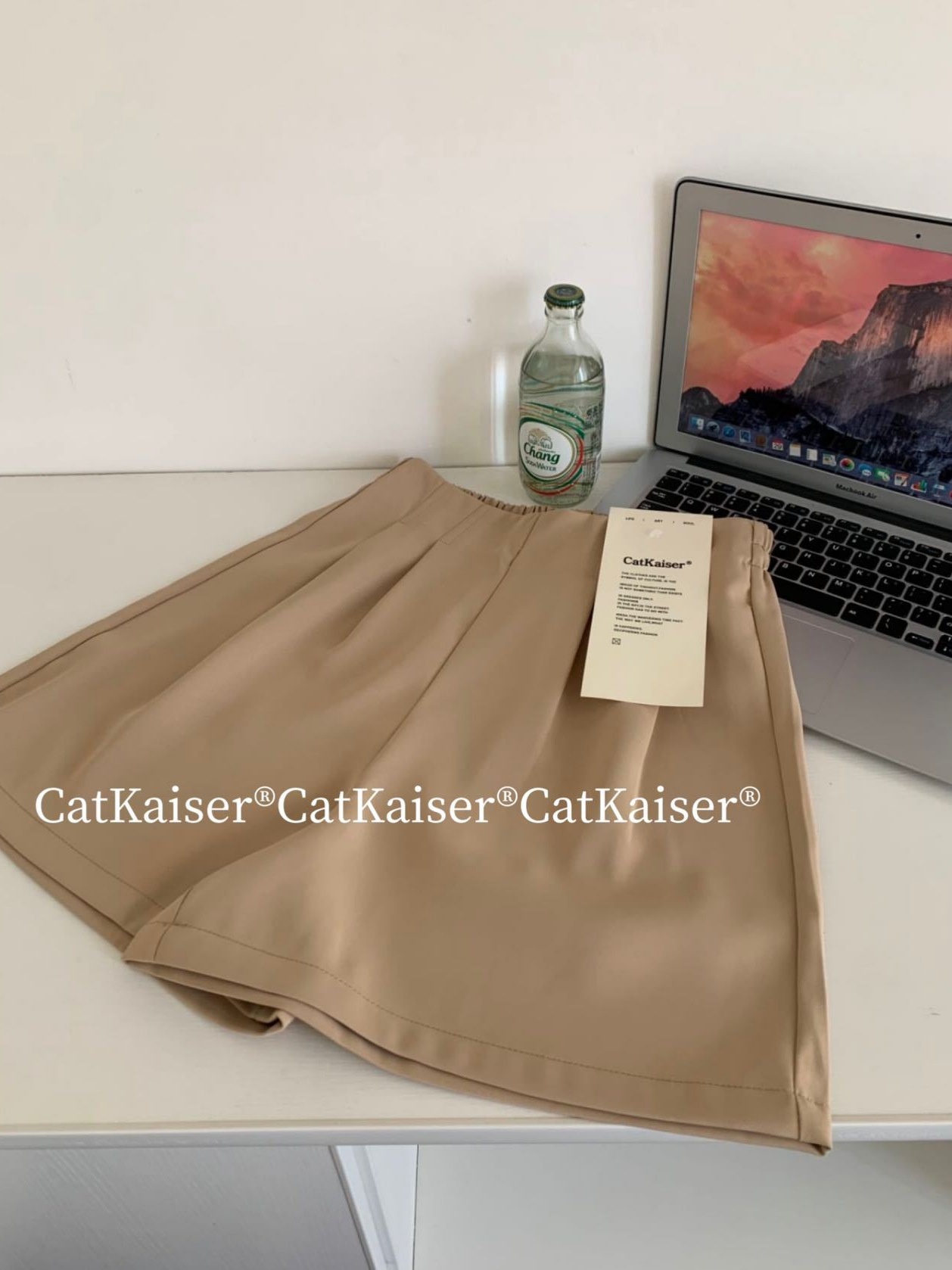 24HA286.17 - SHORT NỮ CHUN SAU HÃNG CATKAISER